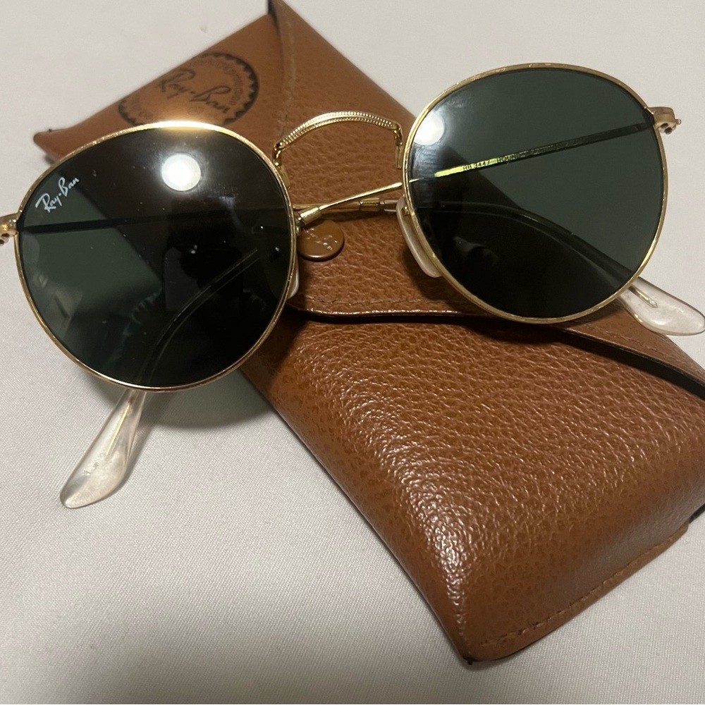 Ray-Ban sunglasses 🕶️ - Picture 3 of 6